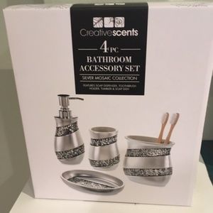 Brand new 4 piece Bathroom Accessory Set
